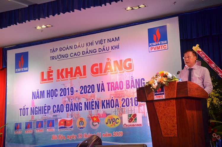 PVMTC tổ chức trao bằng tốt nghiệp và khai giảng năm học 2019-2020